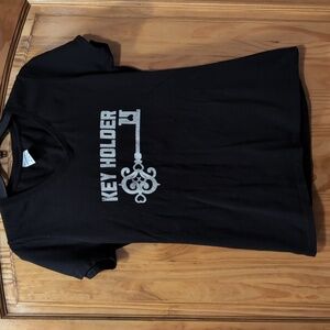 New T-shirt Black Key Holder Size M and 100% Cotton